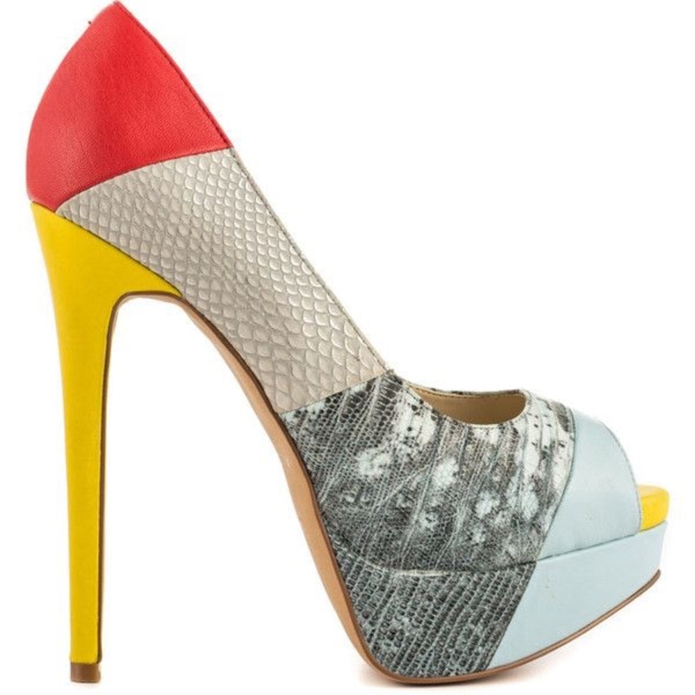 fun pumps! ❤️ - Picture 2 of 8
